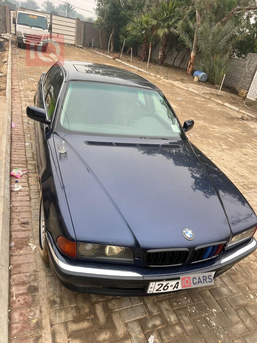 بي ام دبليو 8 الفئة